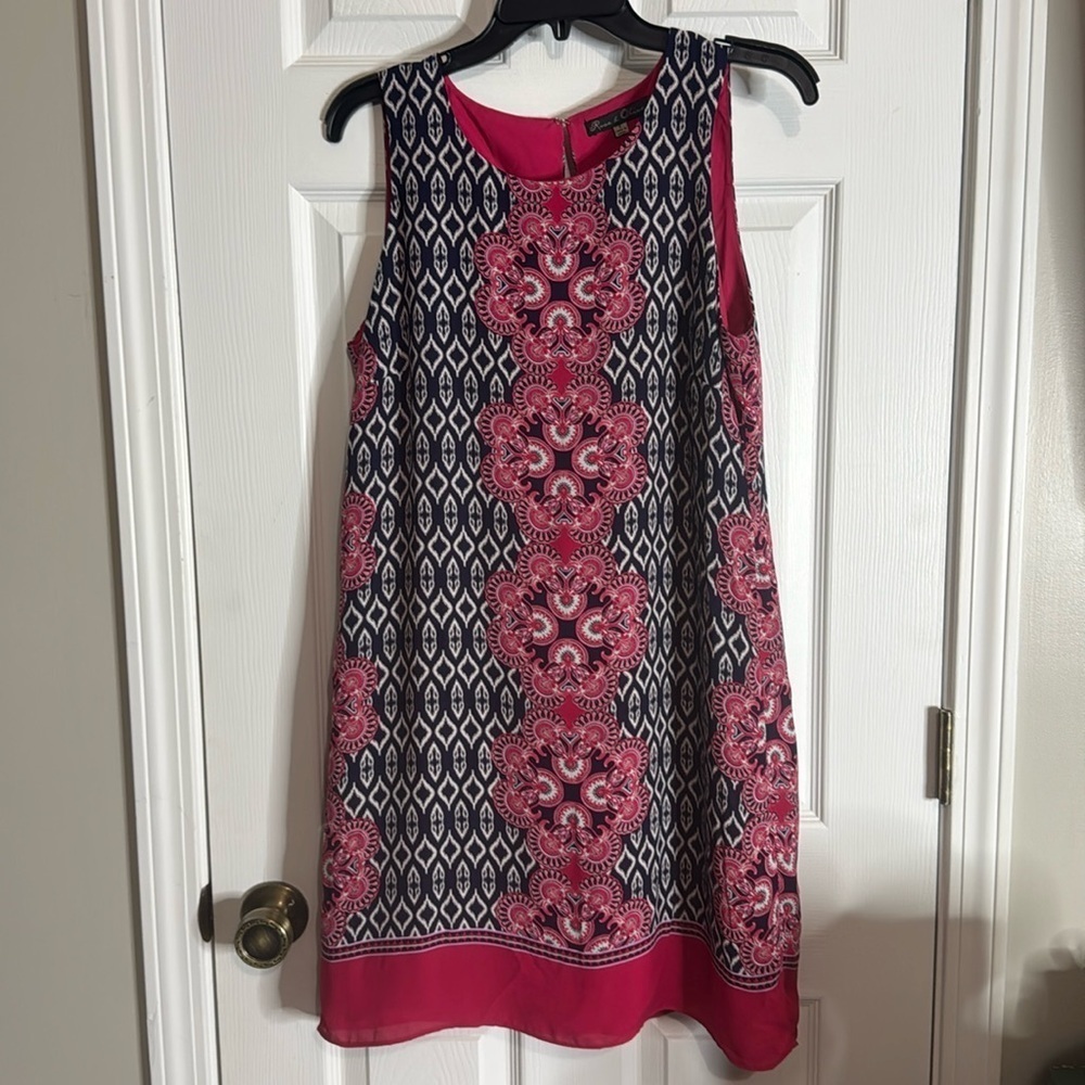 Rose + Olive Ikat Print Shift Dress Size 8 Womens Pink White Sleeveless